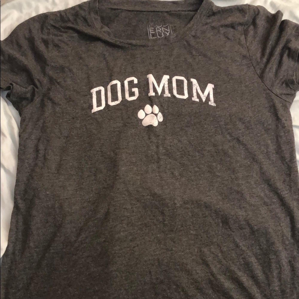 Dog mom tshirt